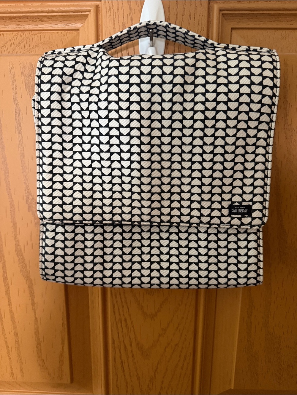 Kate Spade Saturday Toiletry Bag in Black & Cream Geometric Print